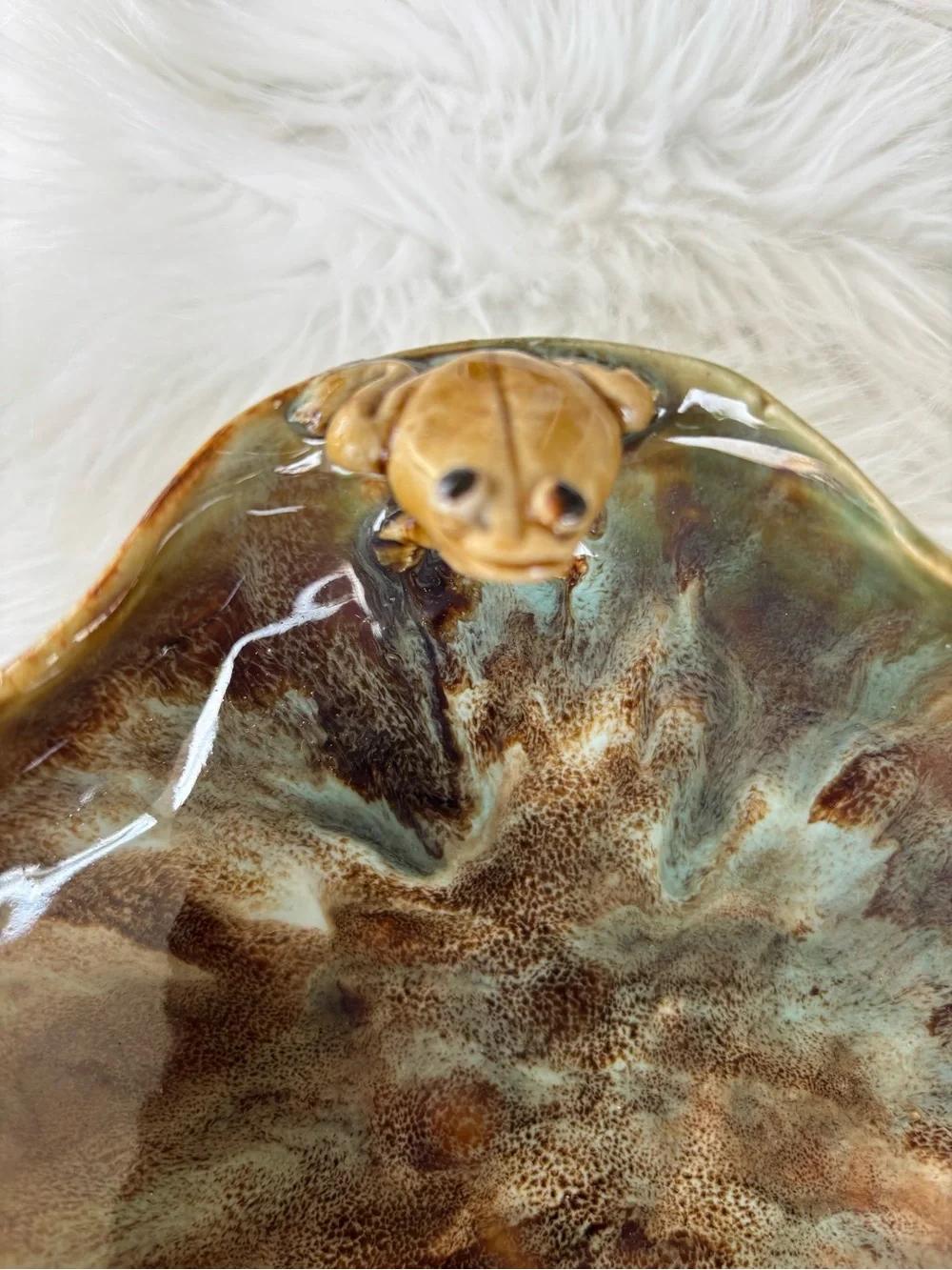 Vintage Majolica Ceramic Frog Accent Serving Bowl in Green and Brown
